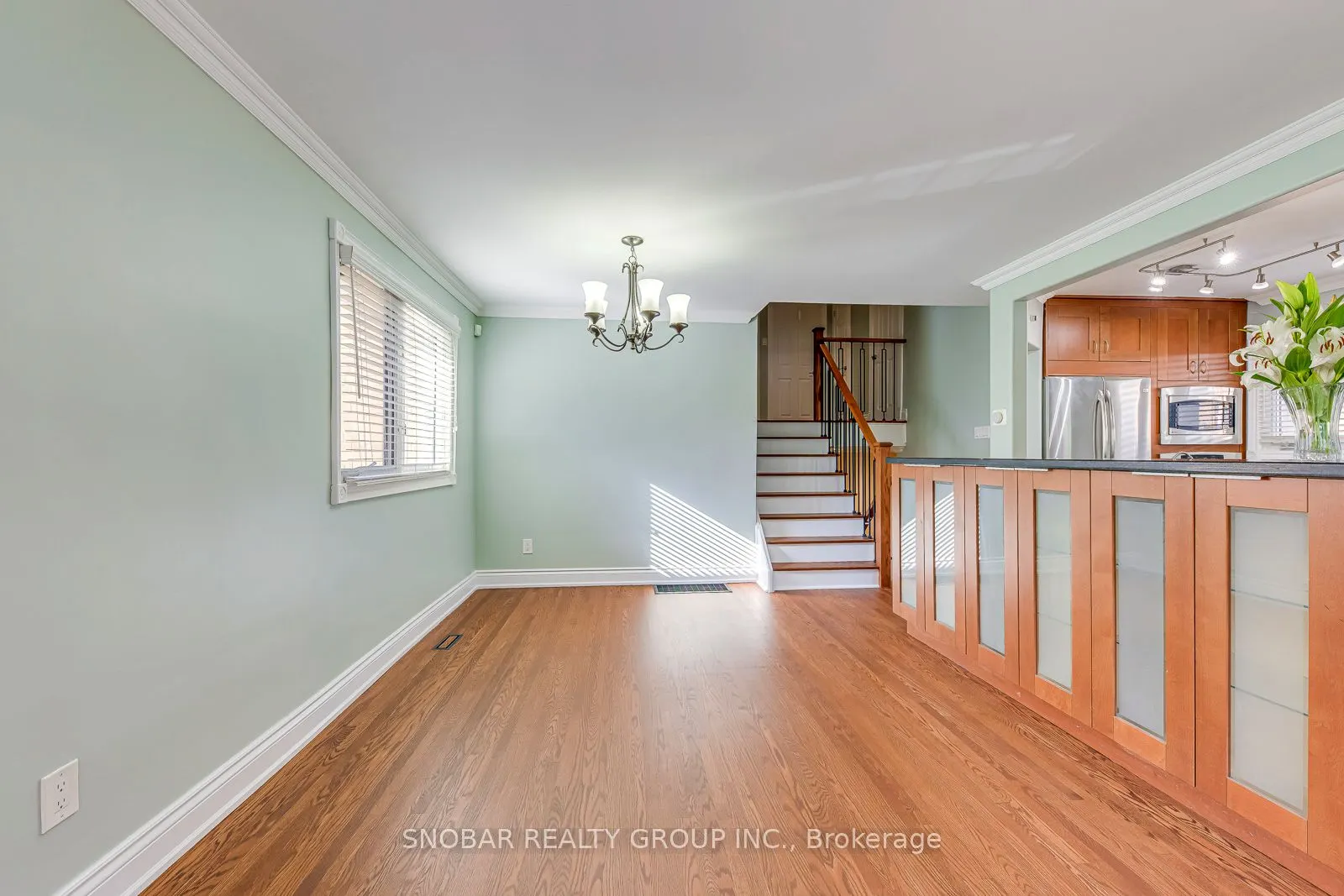 88 Poynter Drive