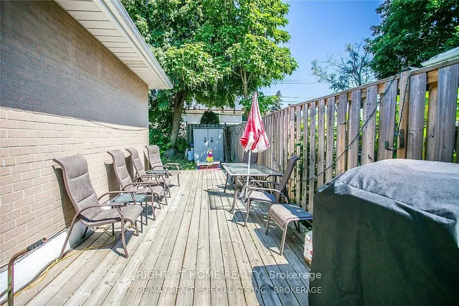 124 Avondale Blvd (Basement)