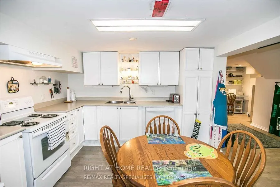 124 Avondale Blvd (Basement)