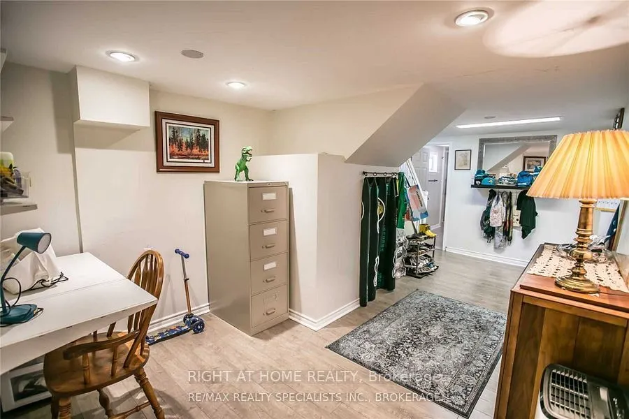 124 Avondale Blvd (Basement)