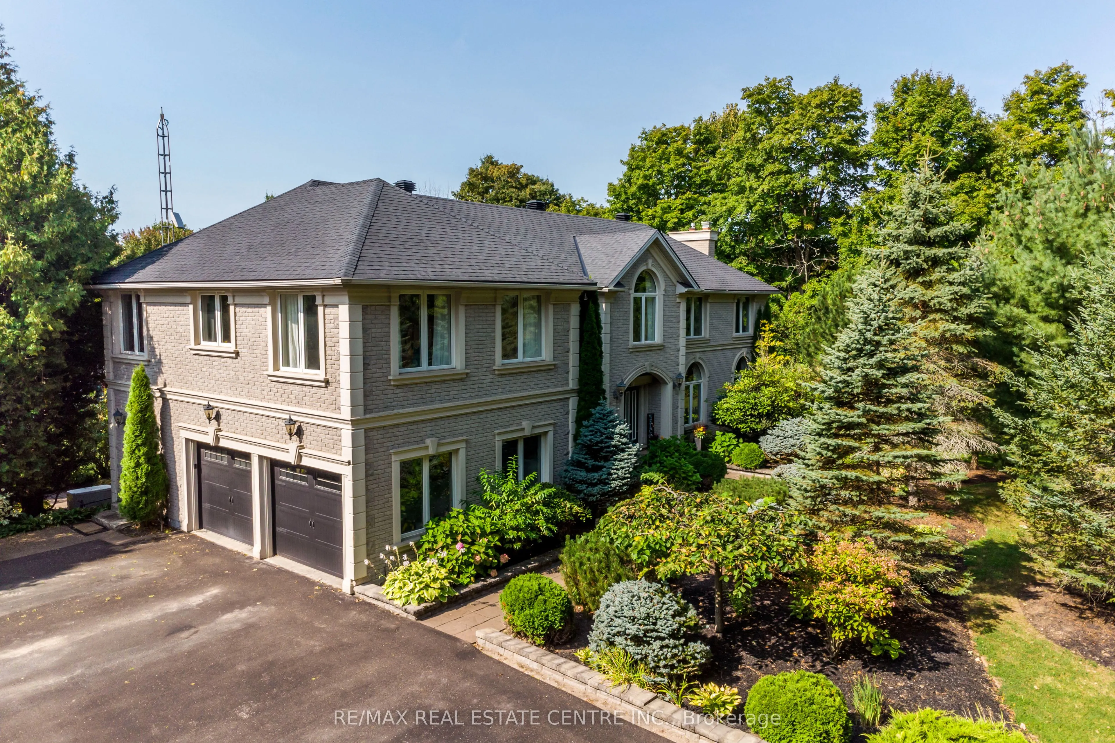 4220 Ennisclare Drive