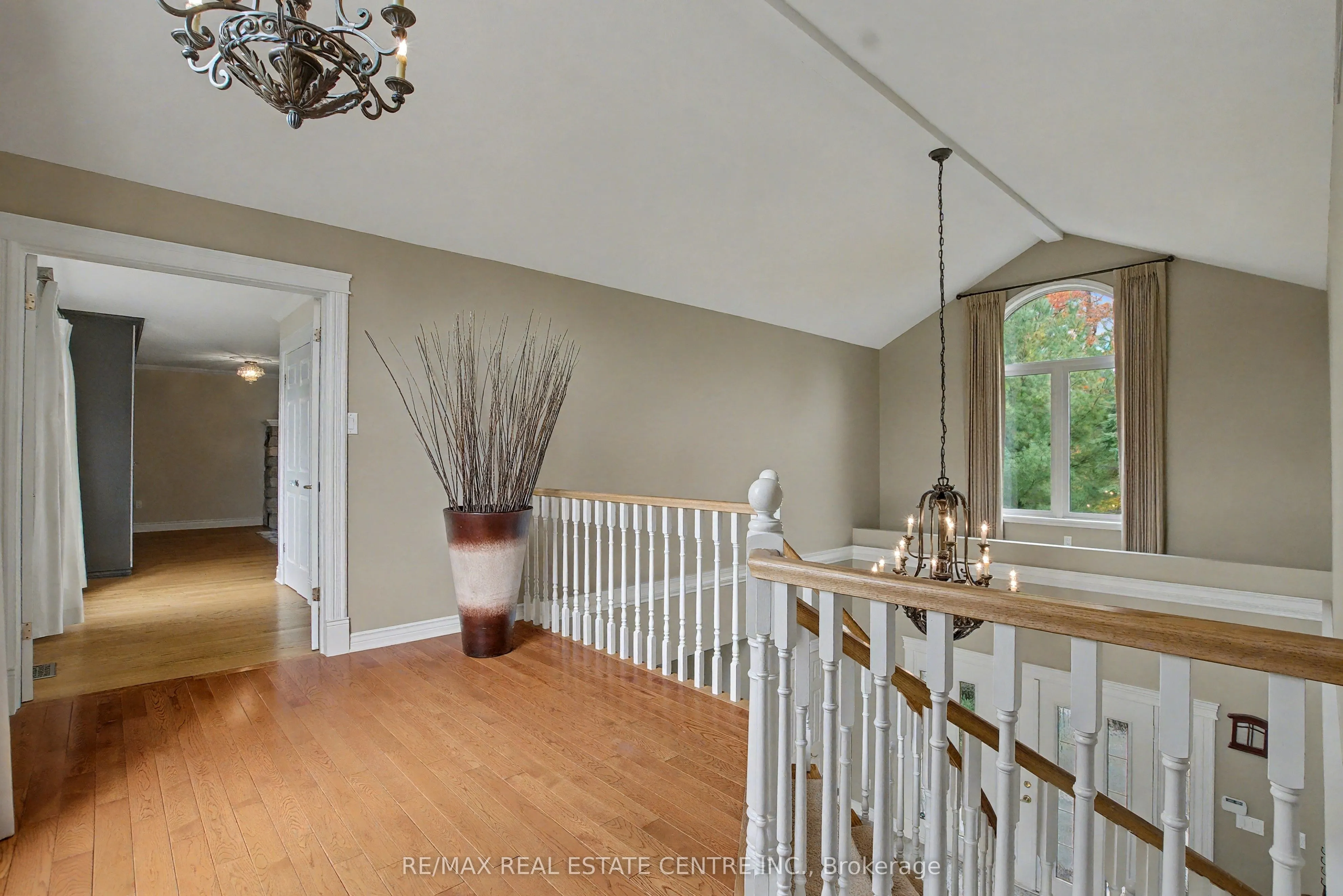 4220 Ennisclare Drive