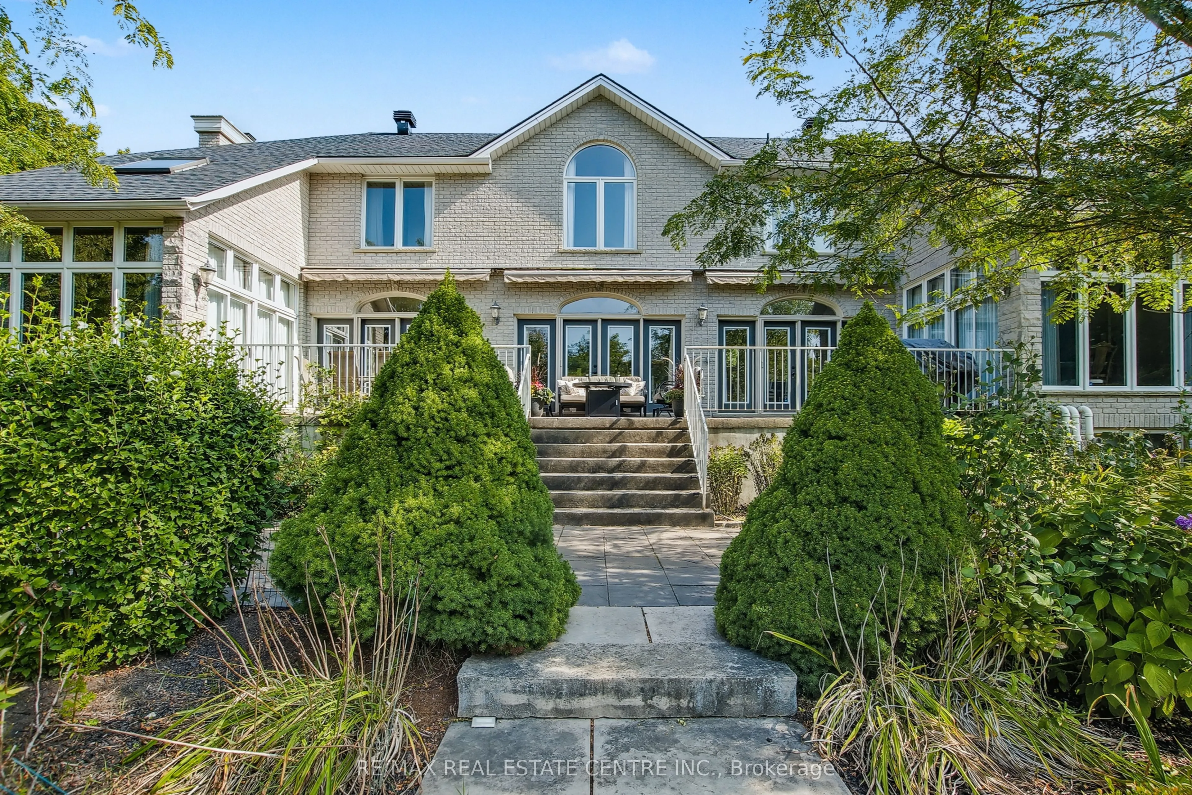 4220 Ennisclare Drive