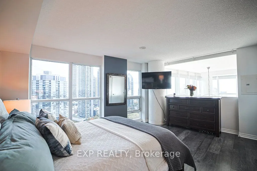 155 Legion Road N, #2304