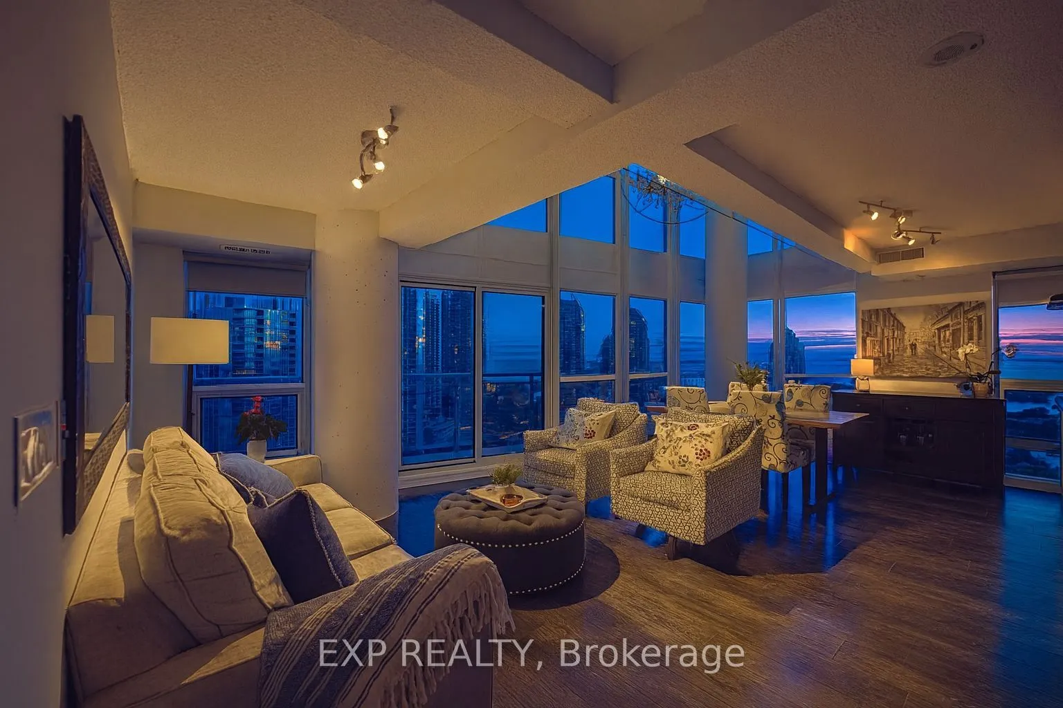 155 Legion Road N, #2304
