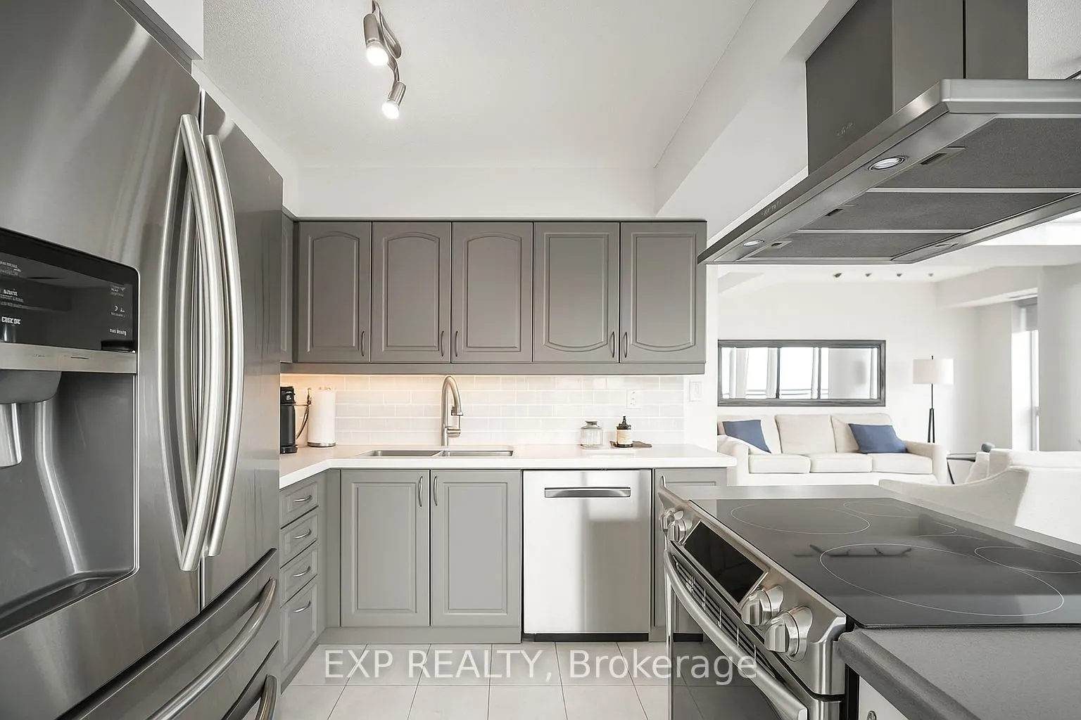 155 Legion Road N, #2304