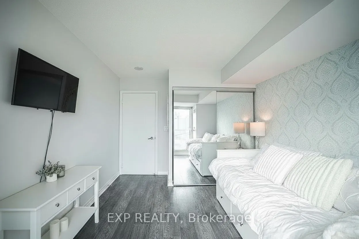 155 Legion Road N, #2304