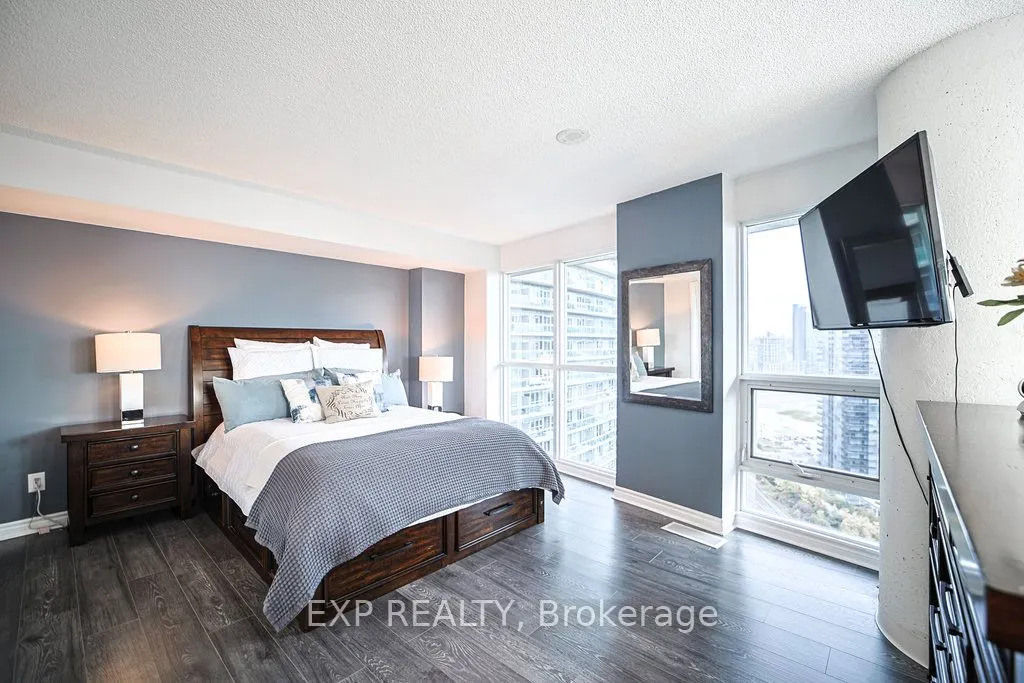 155 Legion Road N, #2304