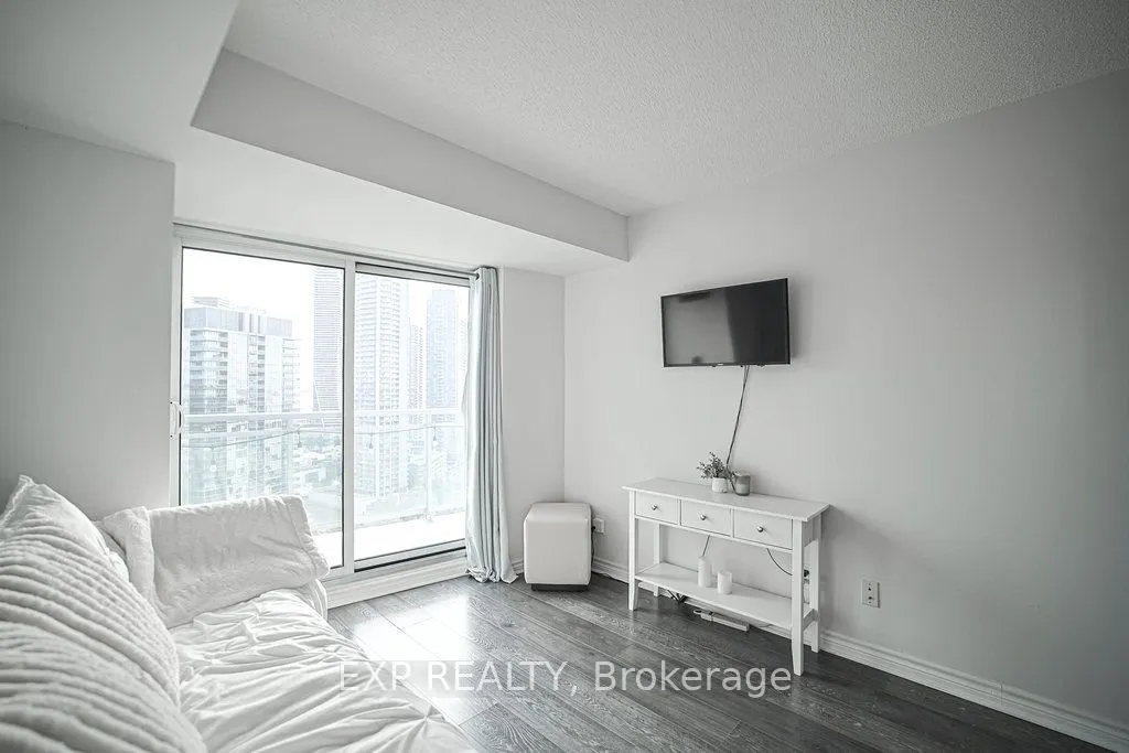 155 Legion Road N, #2304