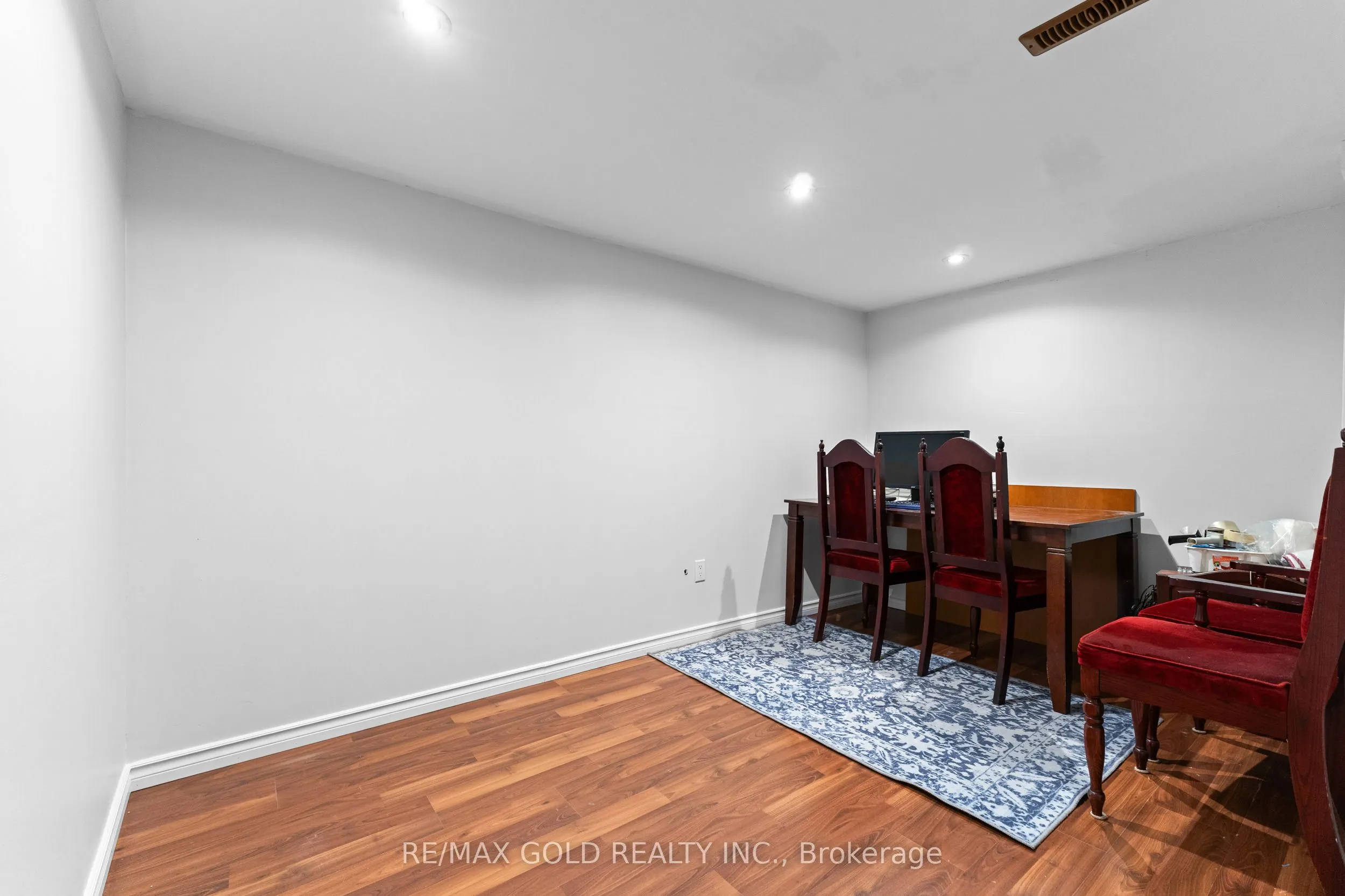 83 Mount Ranier Crescent