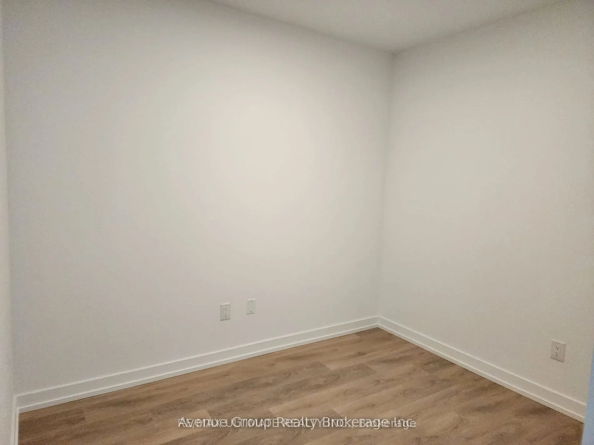 1100 Sheppard Avenue W, #809