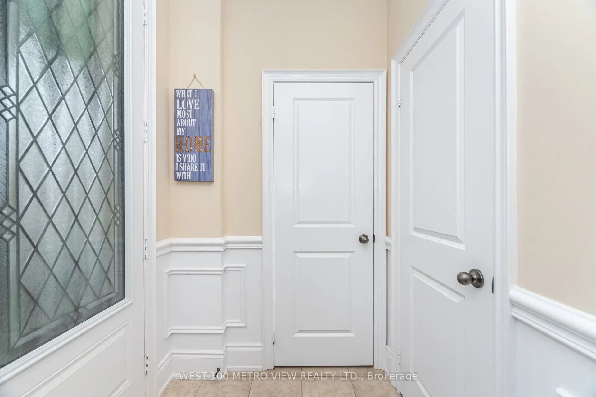 4 Ivor Crescent