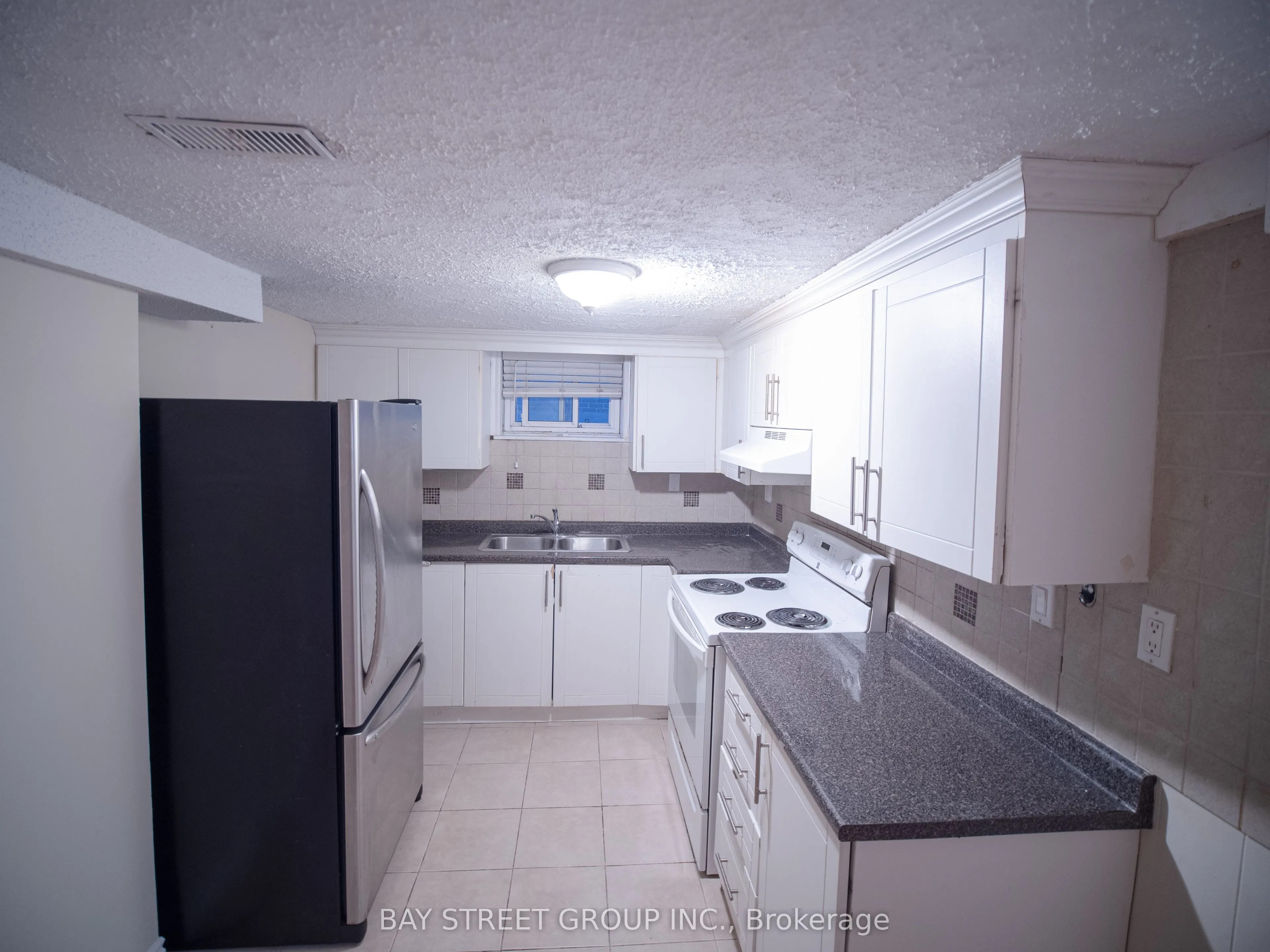 56 Corby Crescent, #Lower