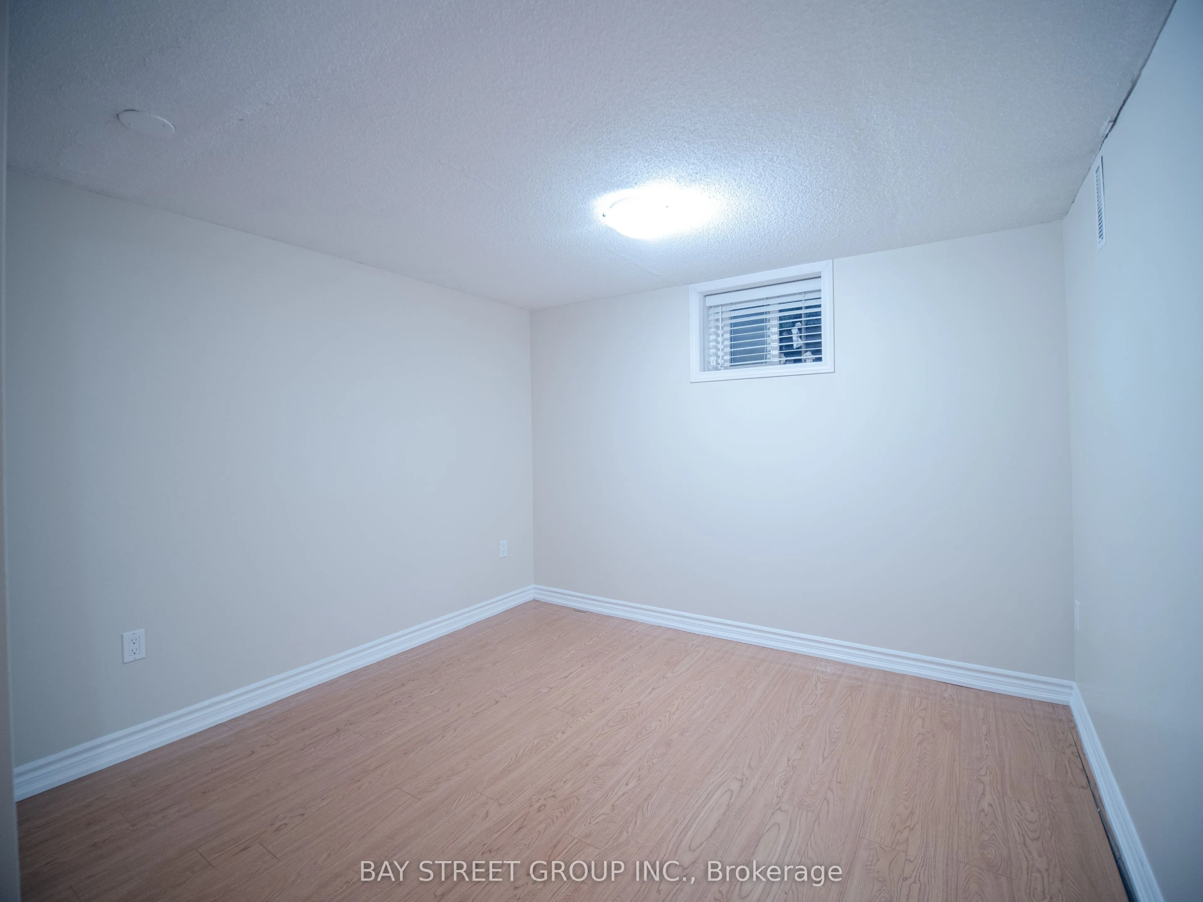 56 Corby Crescent, #Lower