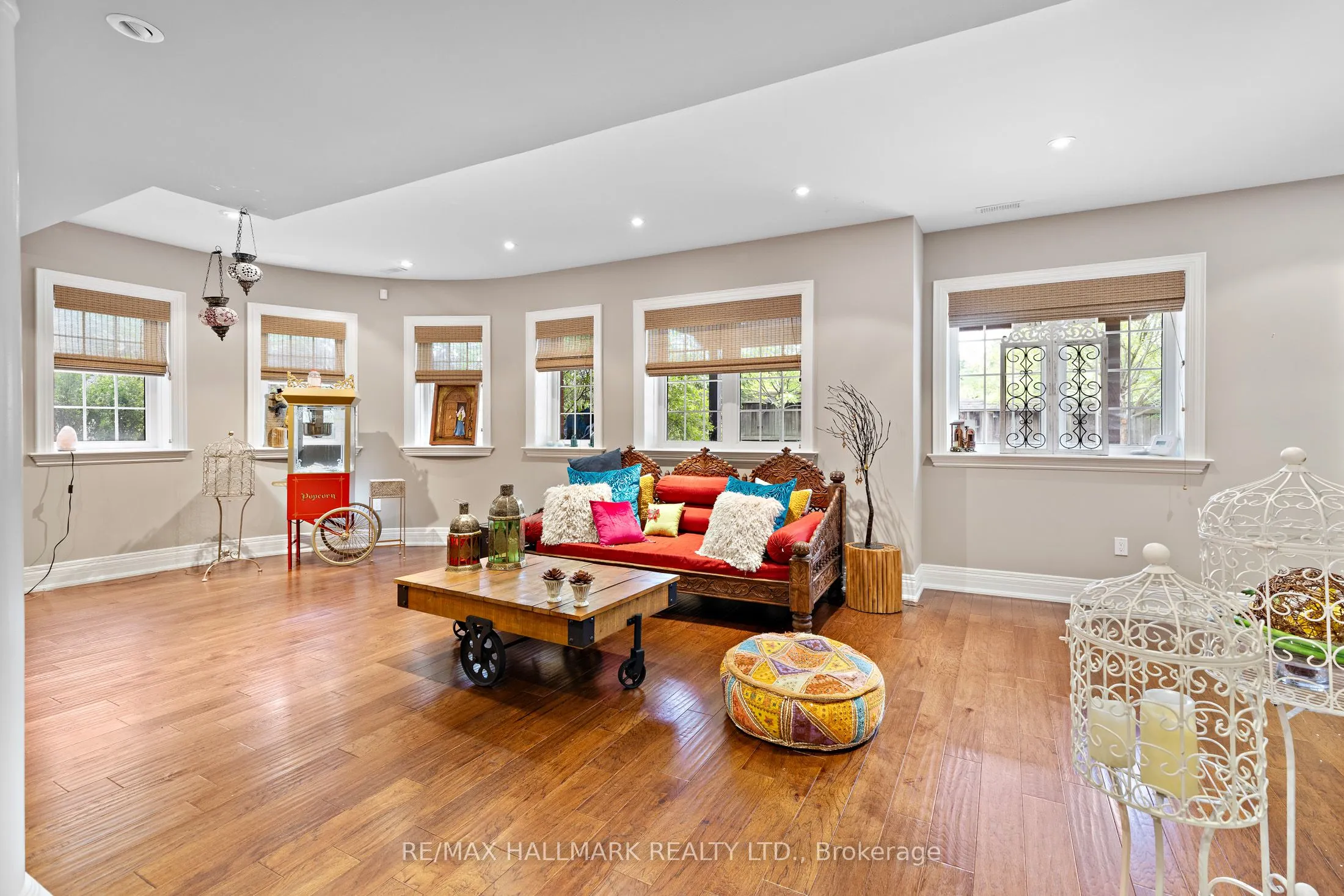 2485 Meadowridge Drive
