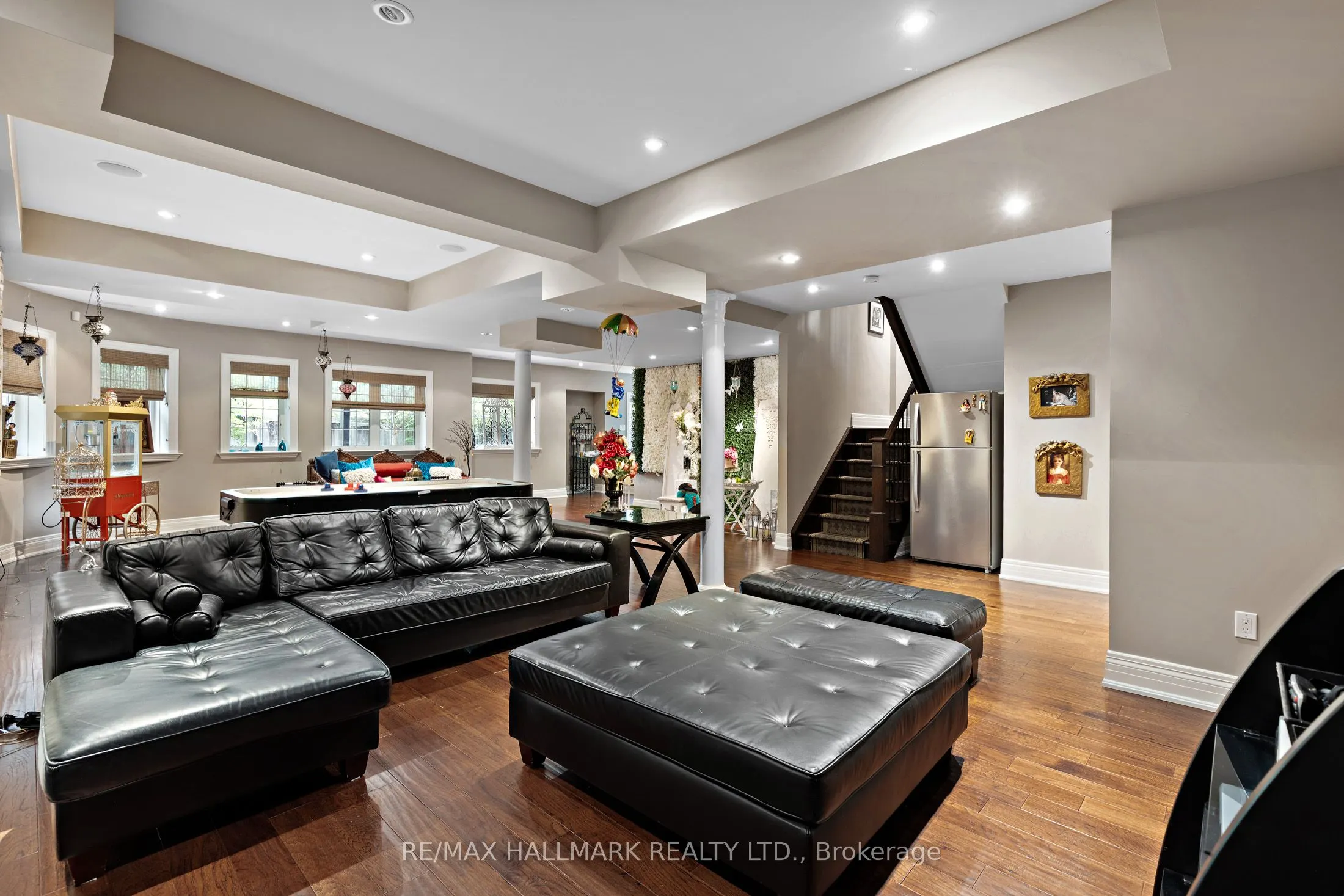 2485 Meadowridge Drive