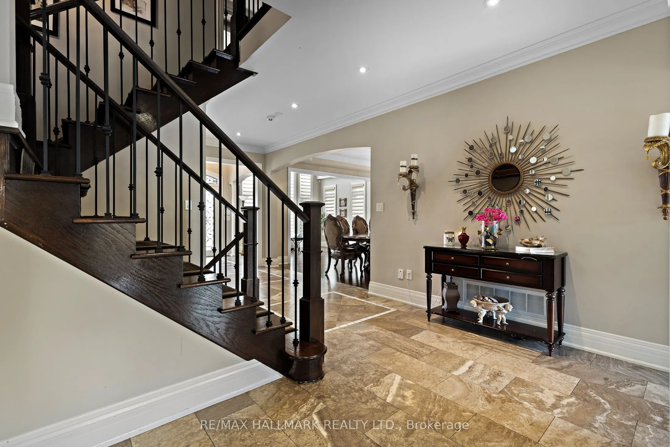 2485 Meadowridge Drive