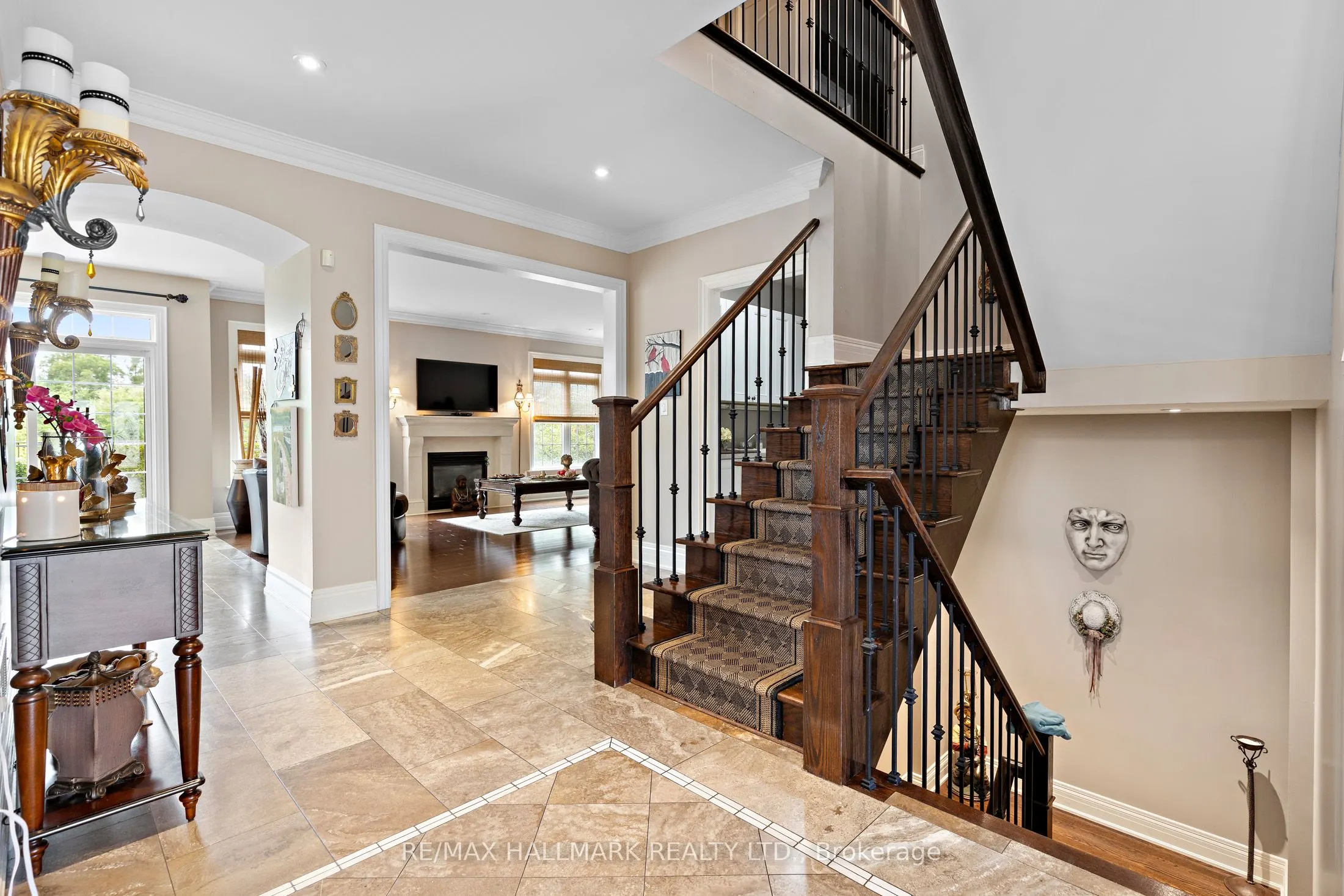 2485 Meadowridge Drive