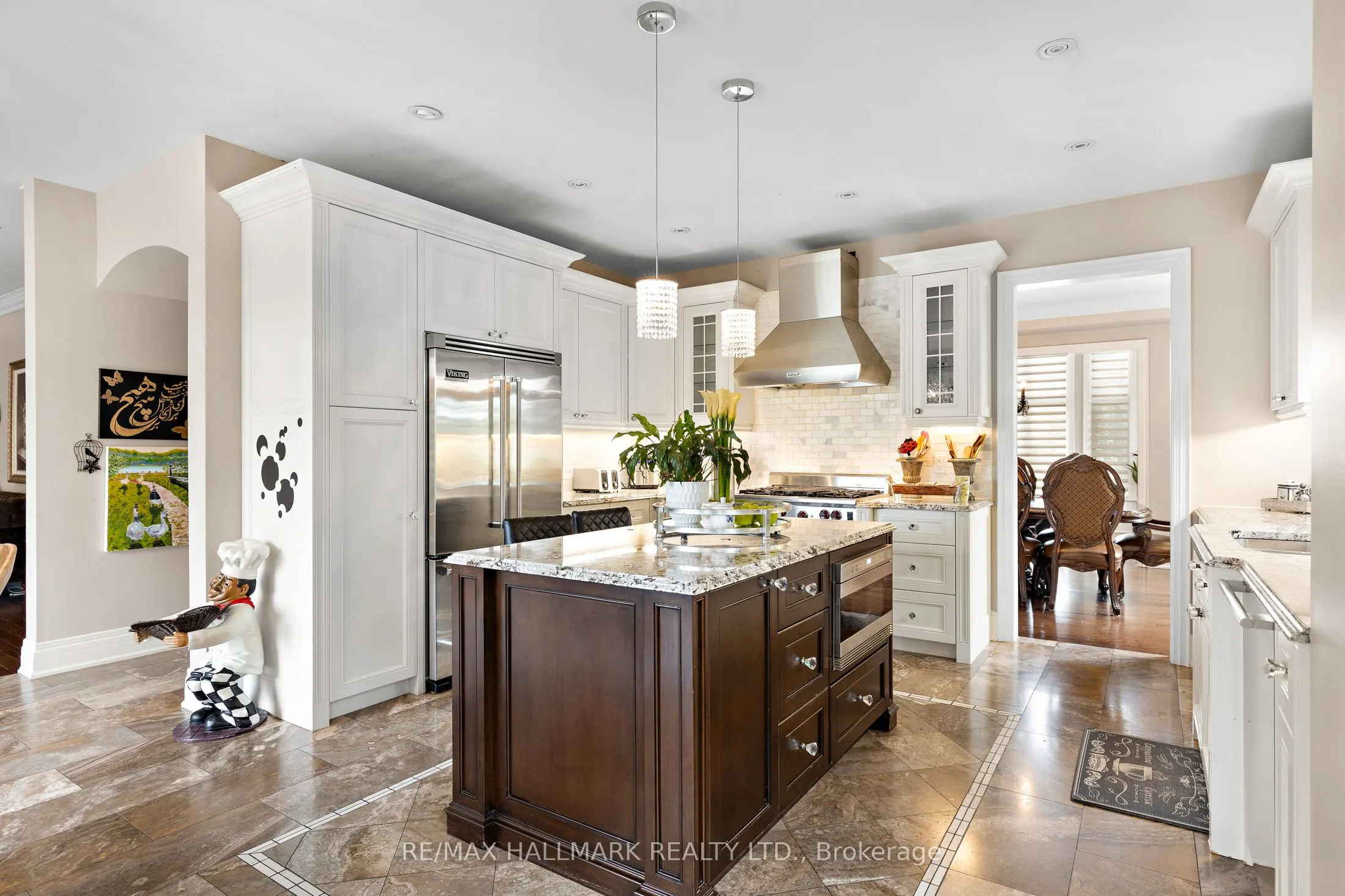 2485 Meadowridge Drive