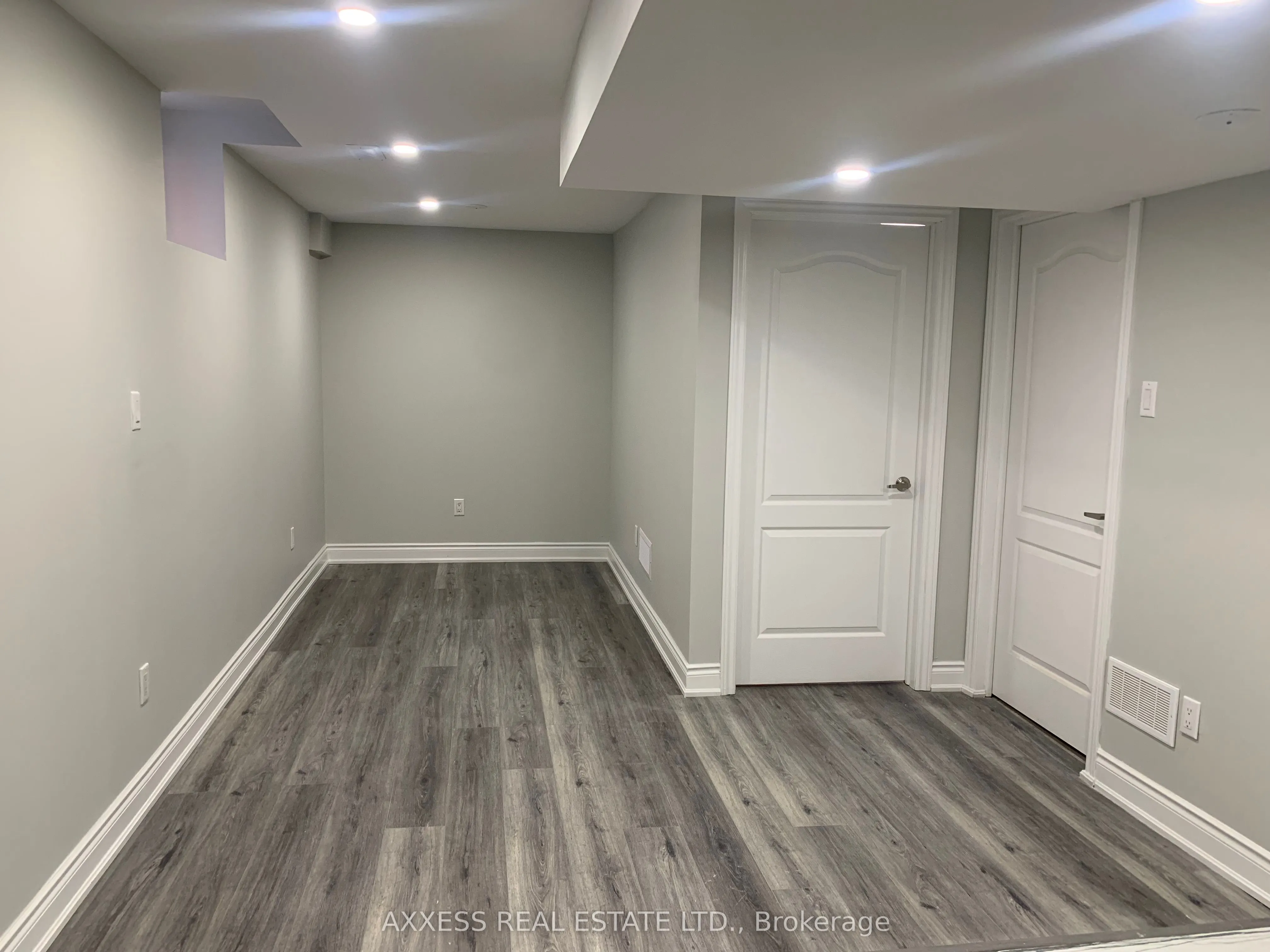 18 Weatherell Drive S, #Basement
