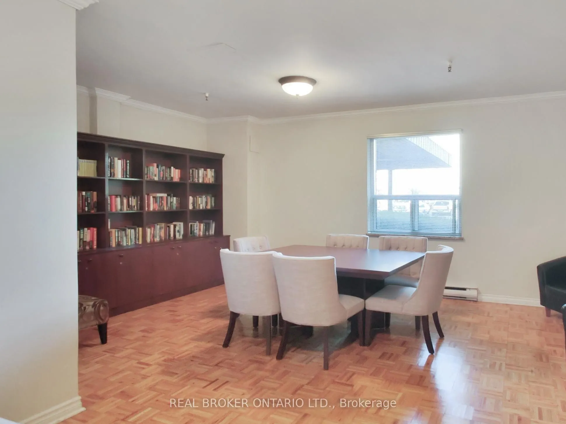 1660 Bloor Street, #411
