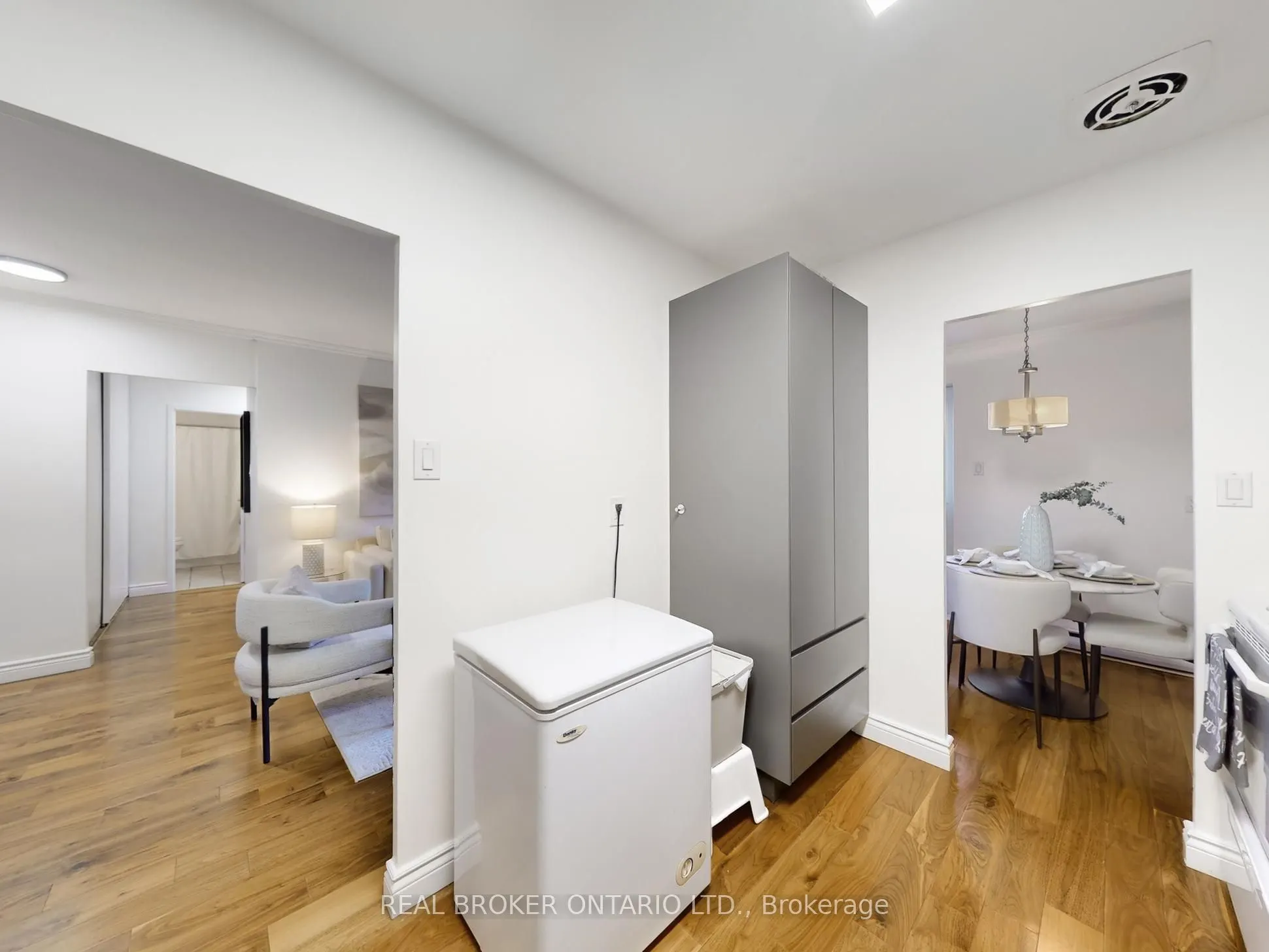 1660 Bloor Street, #411