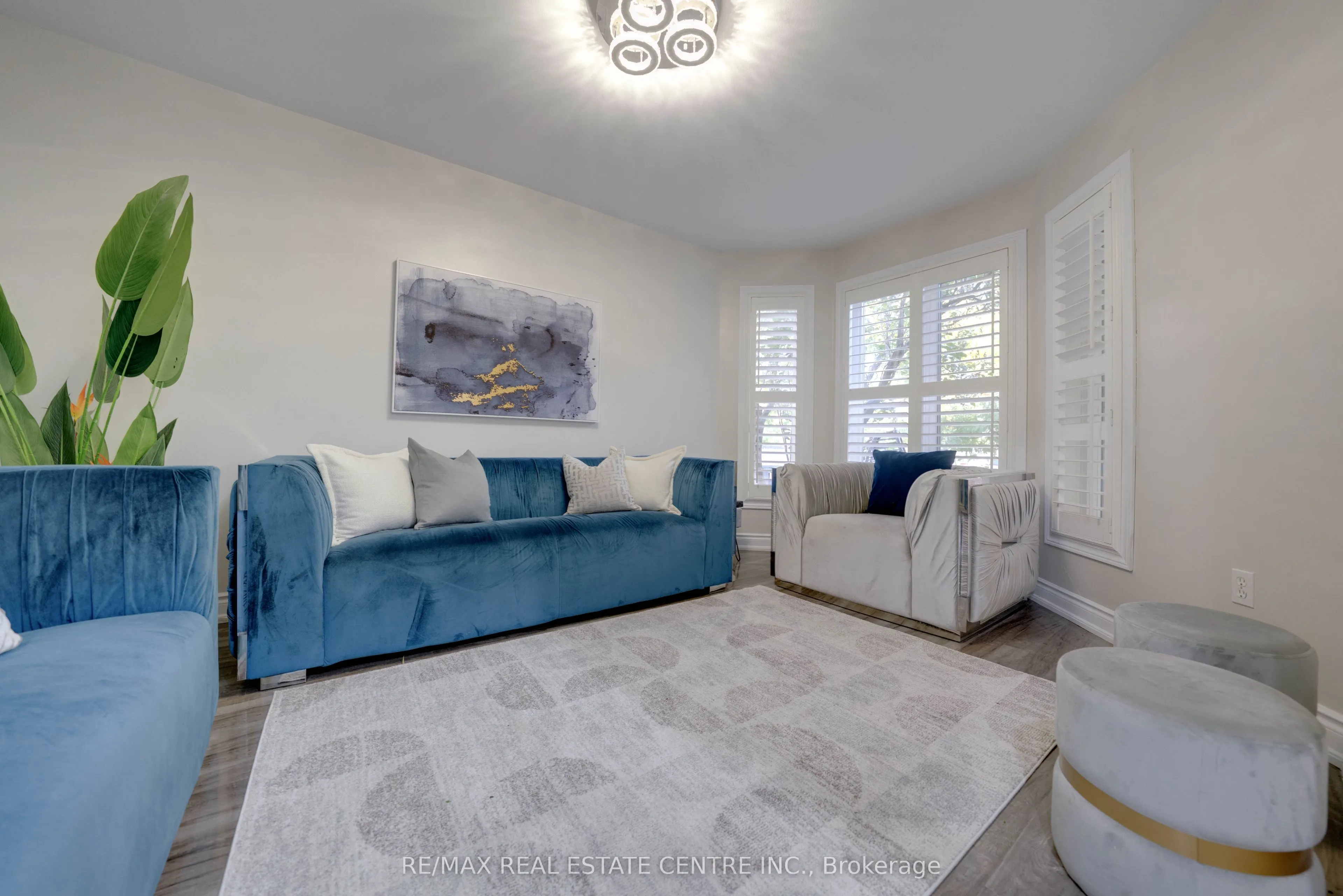 37 Pebblestone Circle