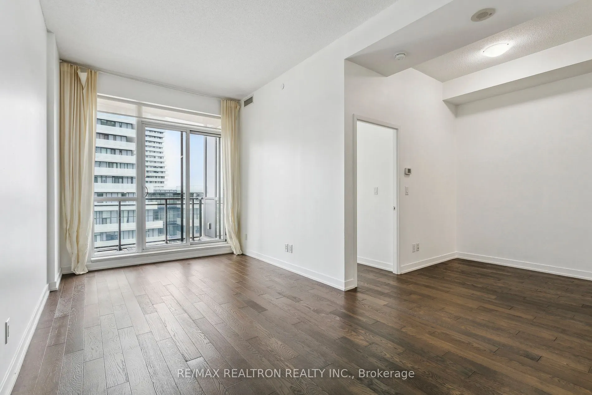 4011 Brickstone Mews, #521