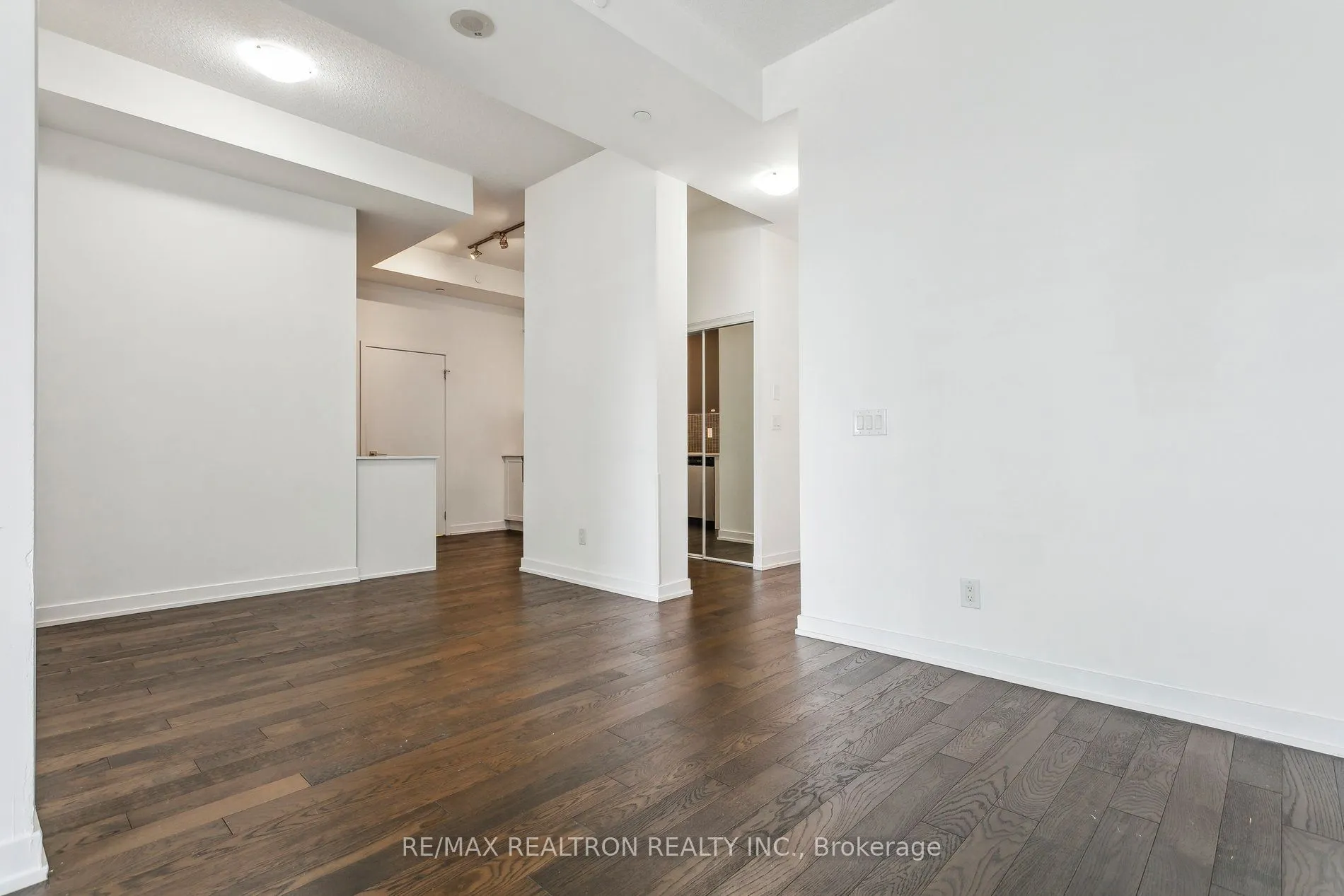 4011 Brickstone Mews, #521