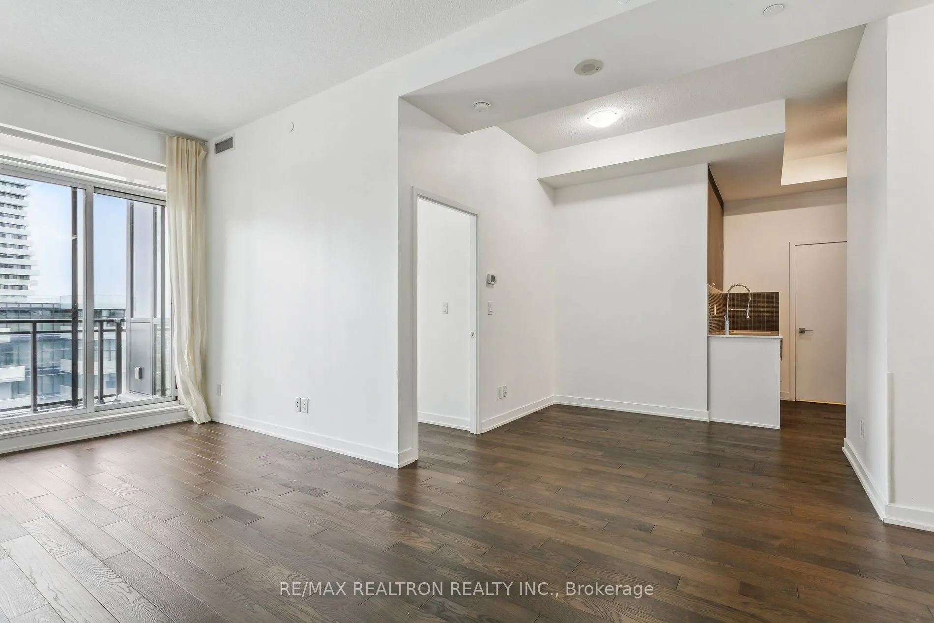 4011 Brickstone Mews, #521