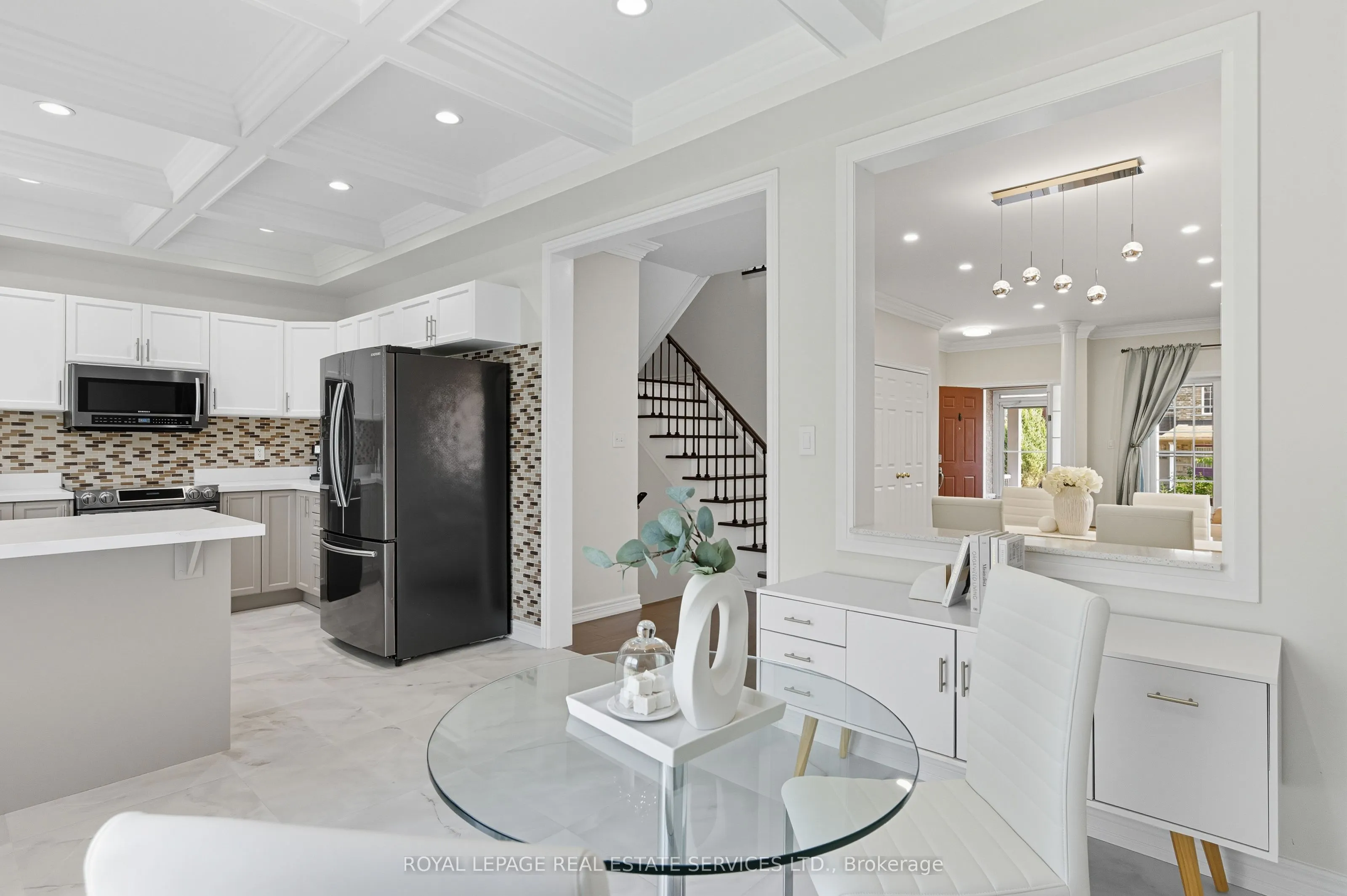 1213 Bonin Crescent
