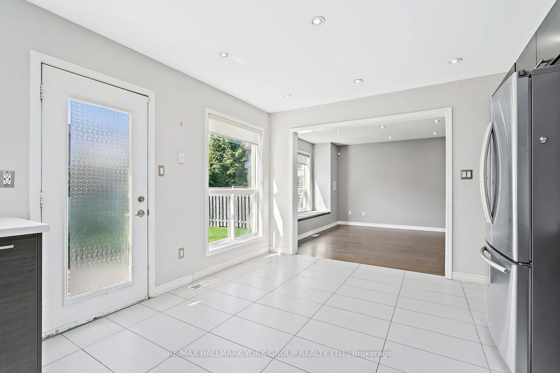 5562 Broadpath Gate