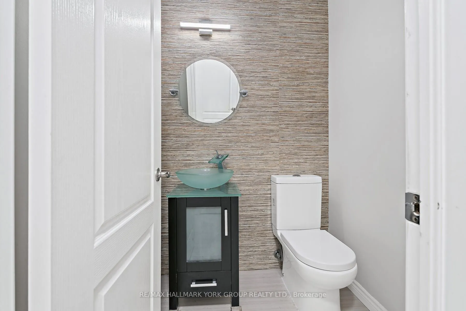 5562 Broadpath Gate