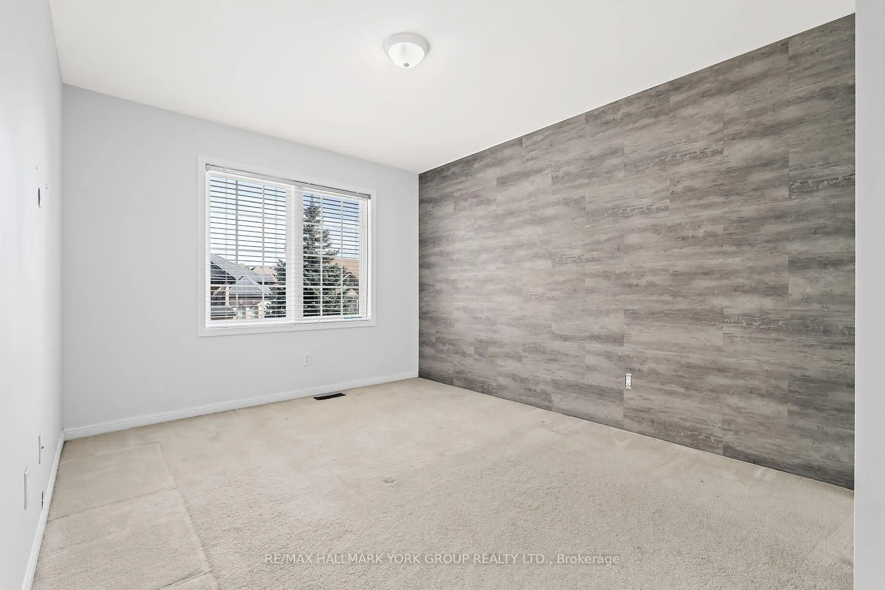 5562 Broadpath Gate