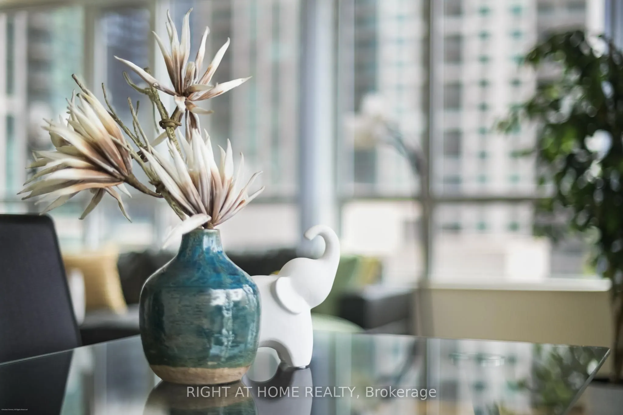 349 Rathburn Road W, #515