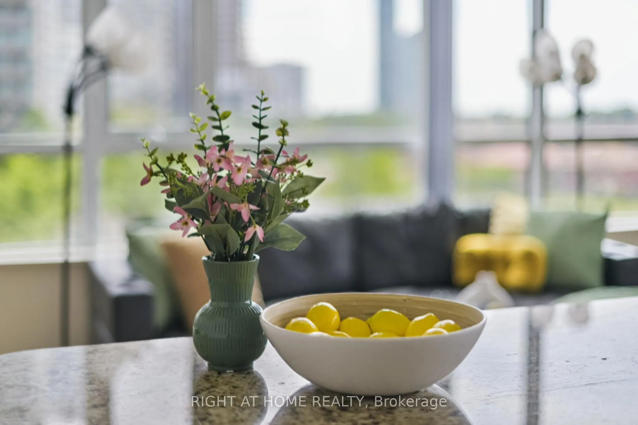 349 Rathburn Road W, #515