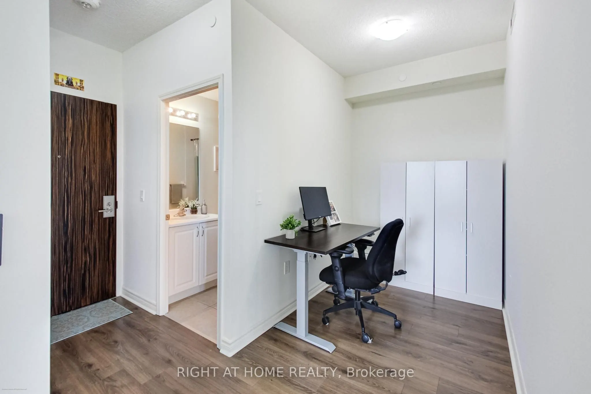 349 Rathburn Road W, #515