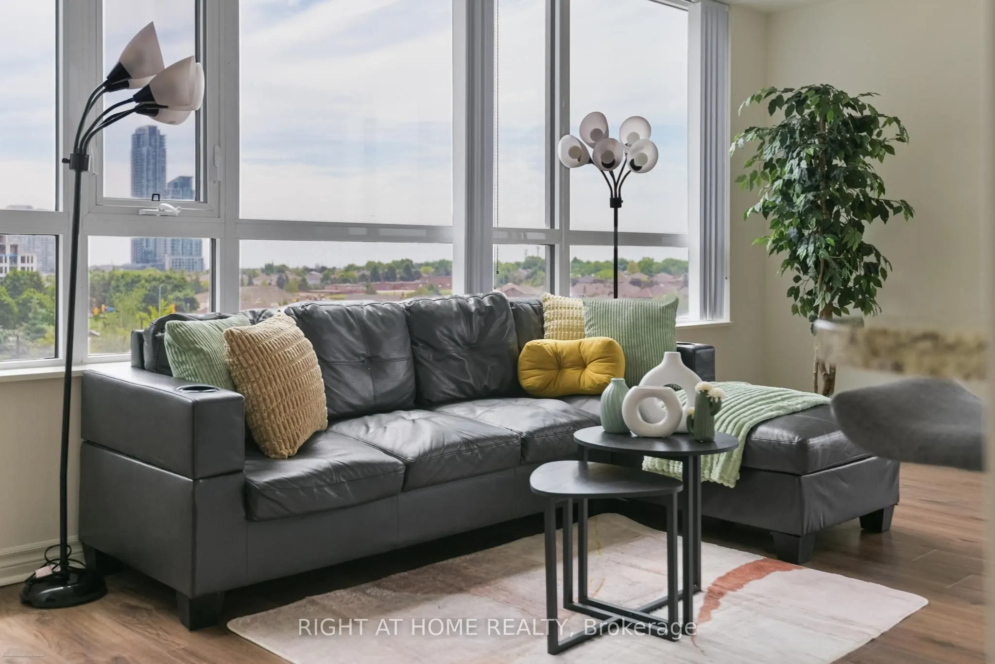 349 Rathburn Road W, #515