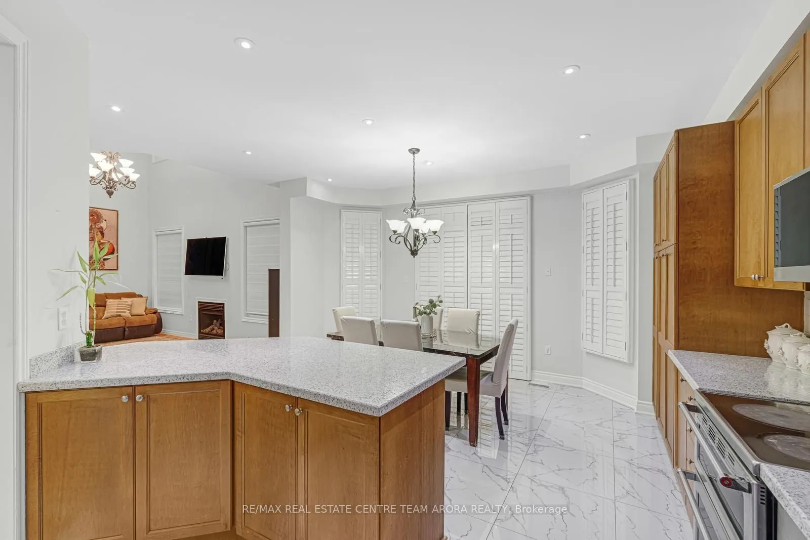 22 Outlook Avenue