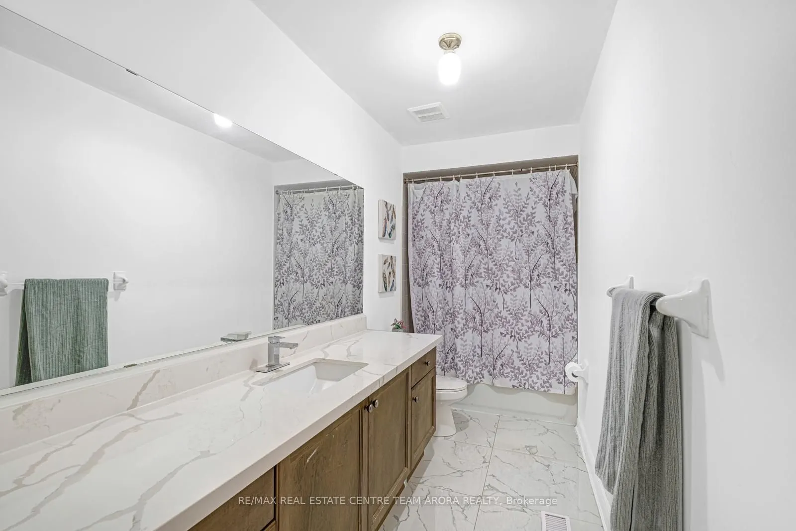 22 Outlook Avenue
