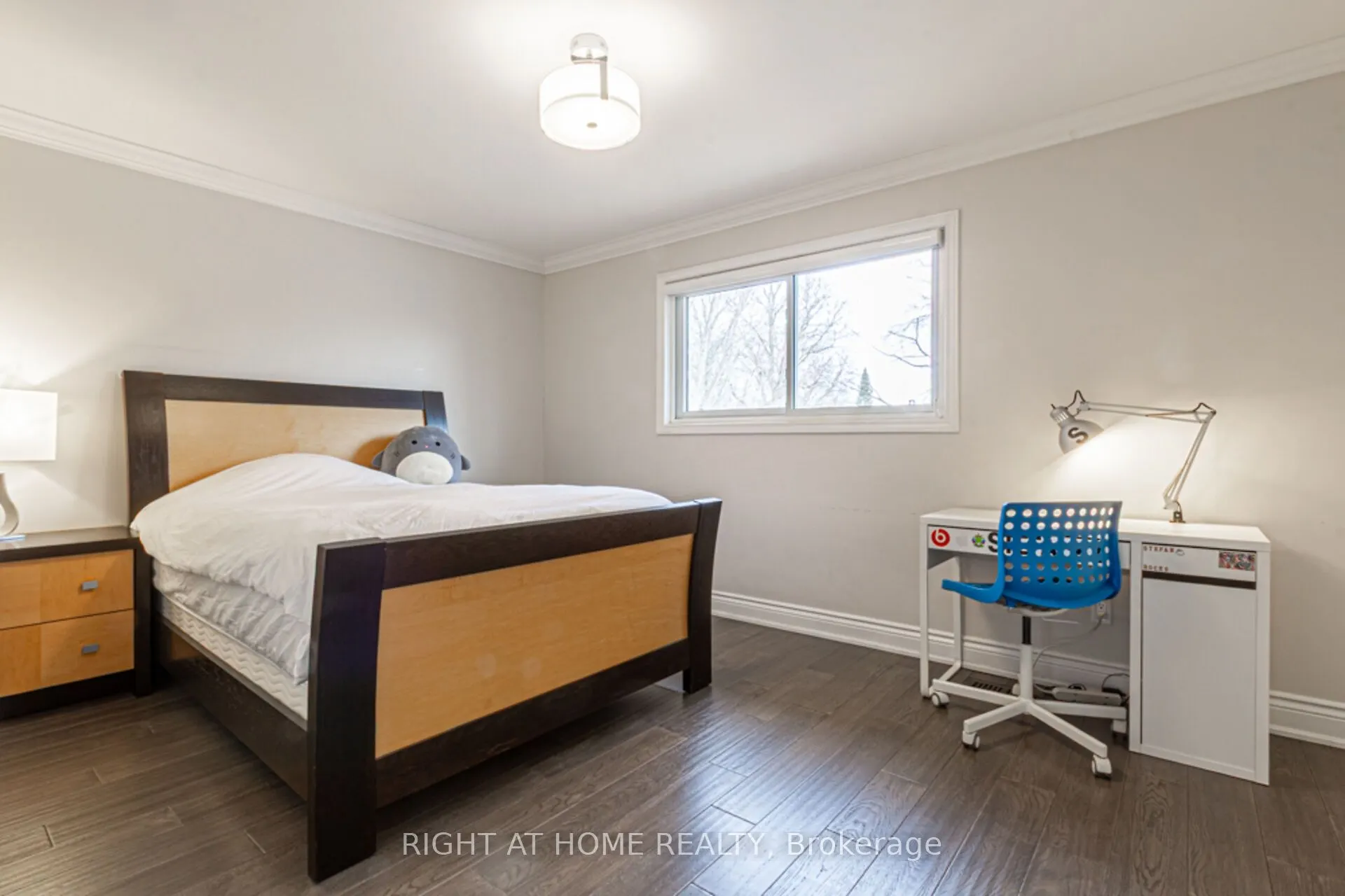 1388 Highgate Court