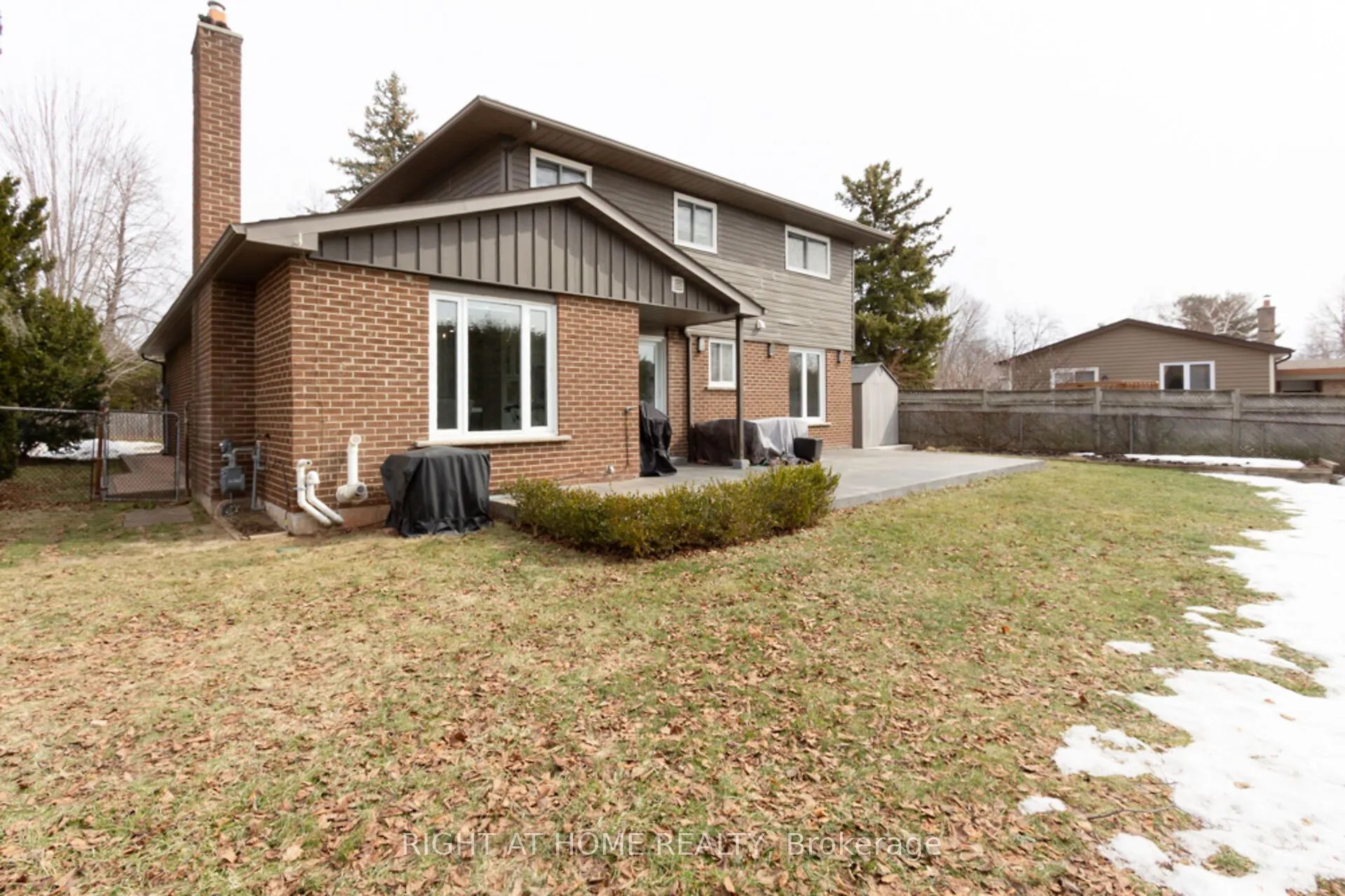 1388 Highgate Court