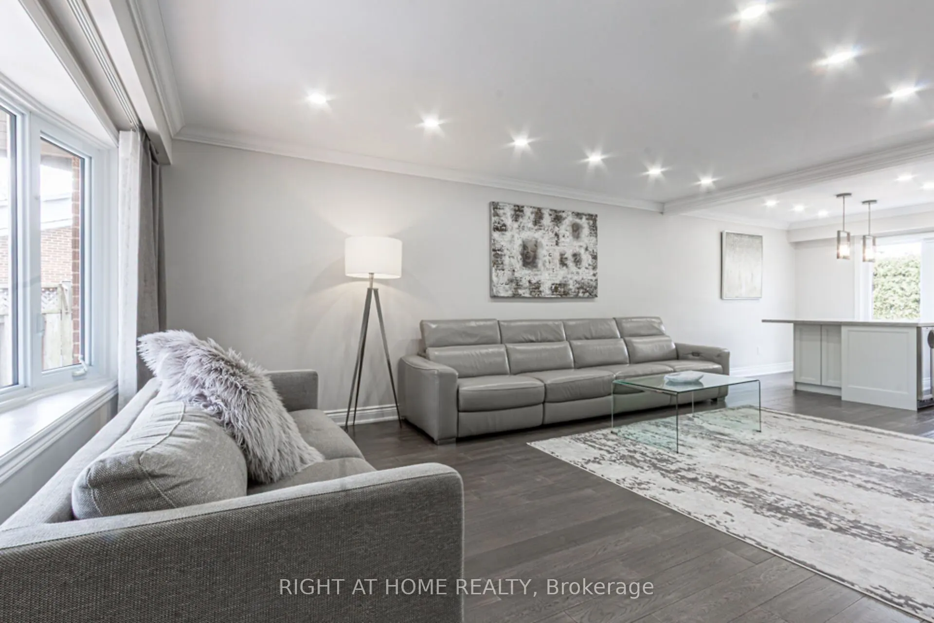 1388 Highgate Court