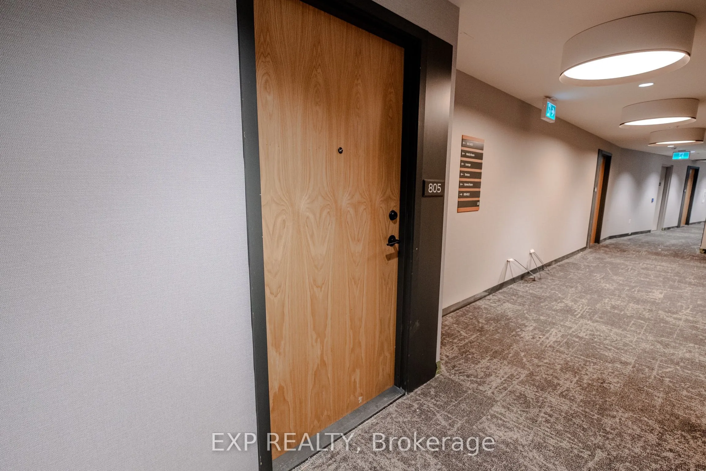 2475 Eglinton Avenue W, #805