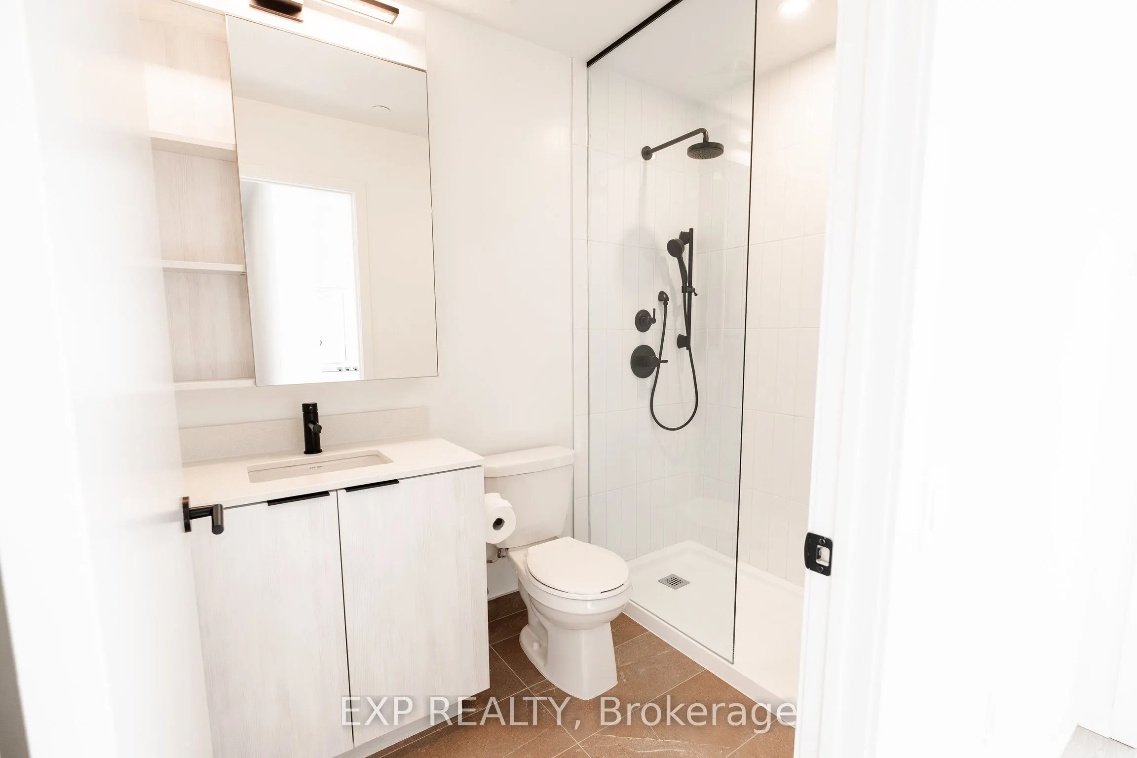 2475 Eglinton Avenue W, #805