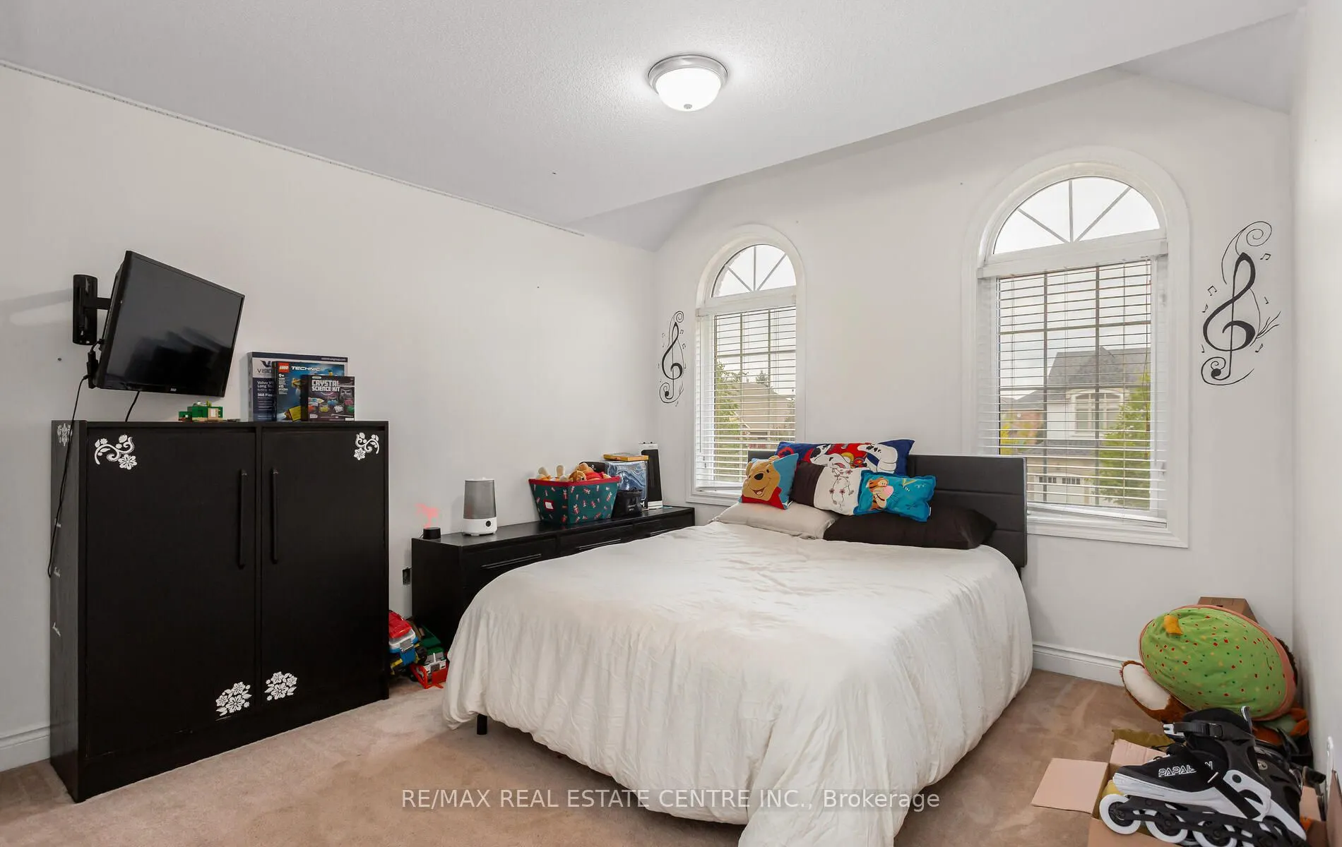 26 Saint Hubert Drive