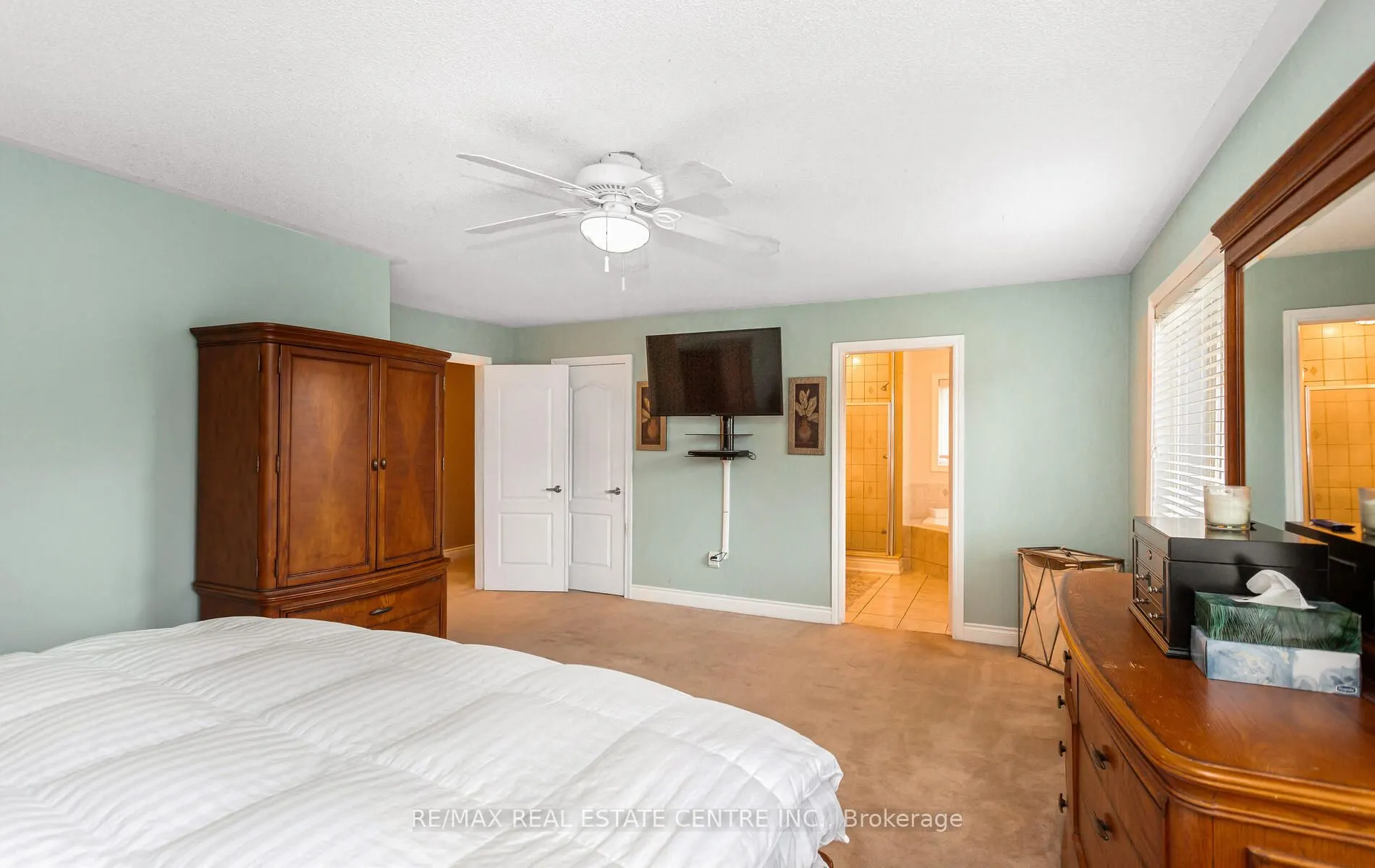 26 Saint Hubert Drive