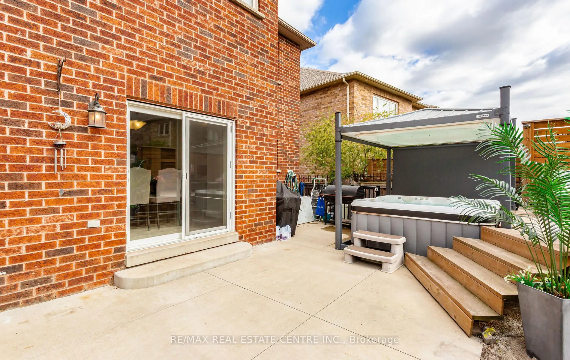 26 Saint Hubert Drive