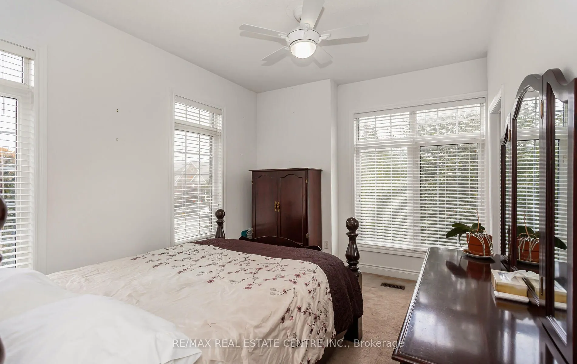 26 Saint Hubert Drive