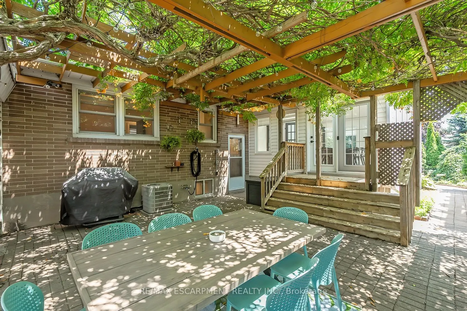564 Maplehill Drive